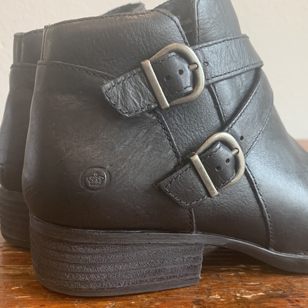 NWOT Born Black Leather Ozark Booties Buckles - Picture 8 of 8